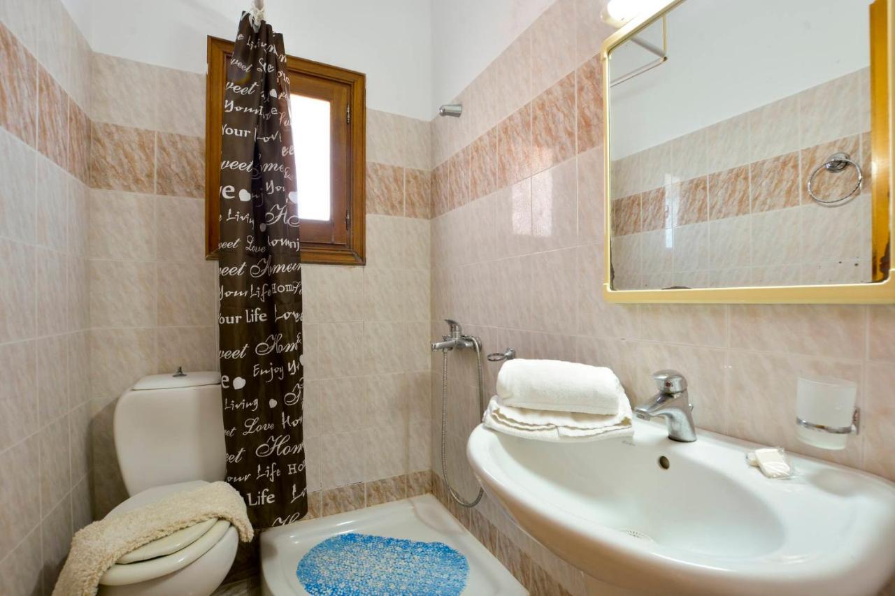 Louvros Apartments ซีดารี ภายนอก รูปภาพ